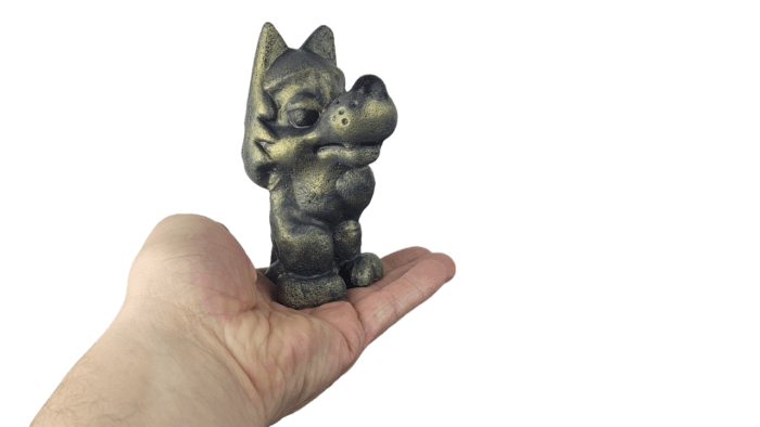 Wolf-Figur-fuer-Terrasse